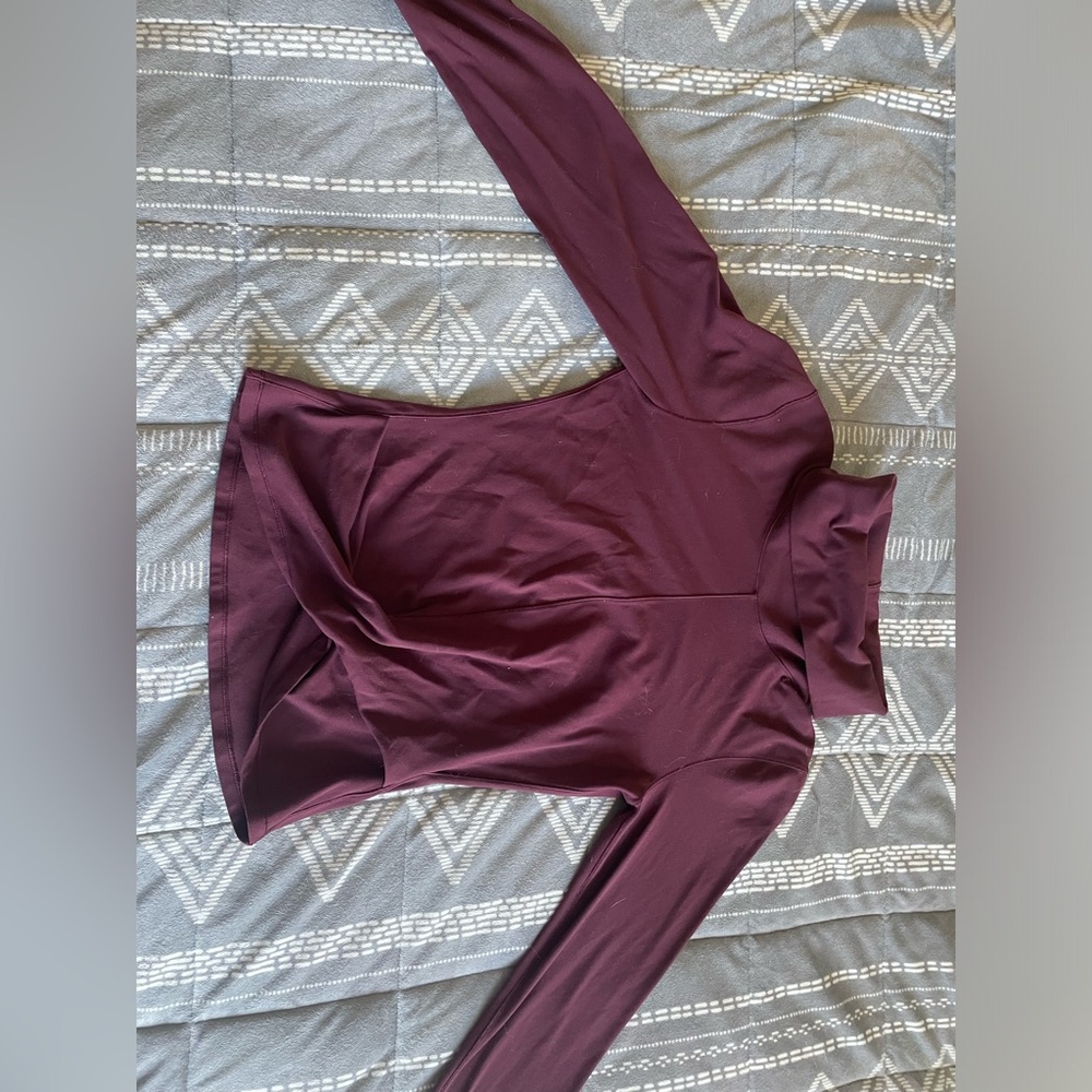 Lululemon top - no longer sold